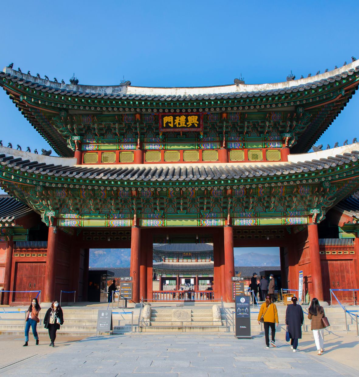 MEMAHAMI KEINDAHAN BUDAYA NEGARA KOREA SELATAN