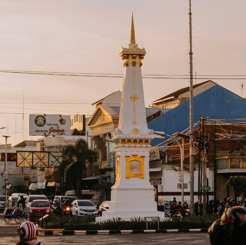 PAKET WISATA BATU MALANG BROMO YOGYAKARTA LENGKAP