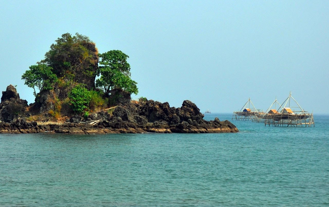 PAKET WISATA PULAU KUNTI CILETUH